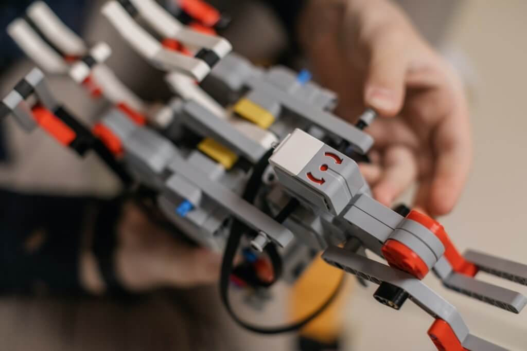 Robotics Courses at NHTI