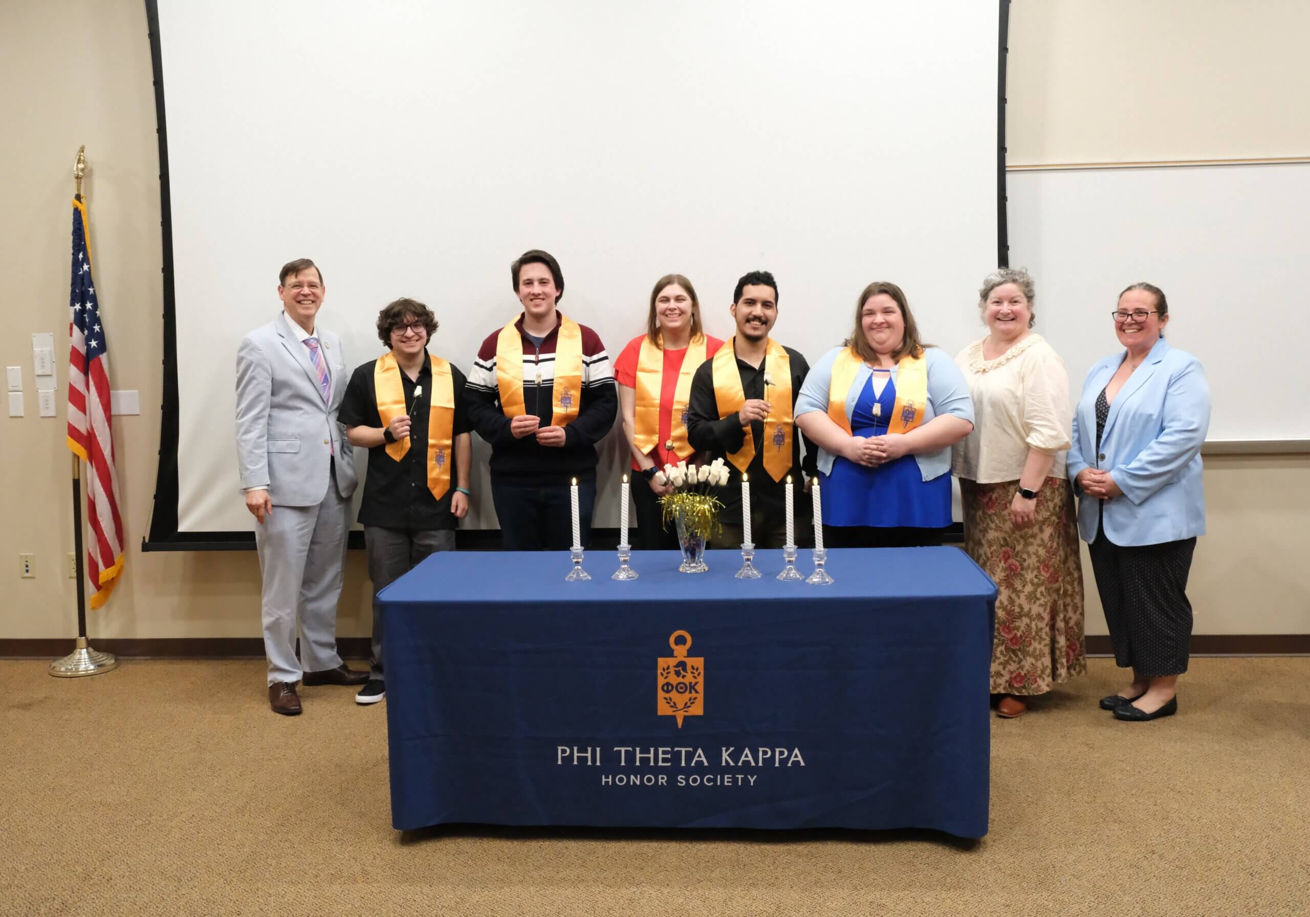 Phi Theta Kappa Celebrates New Inductees