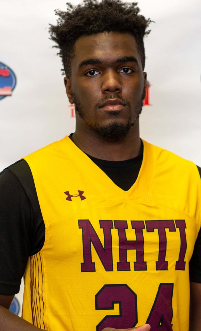 Mens_Basketball_#24_Donovan Rodriquez Mens_Basketball_#24_Donovan Rodriquez